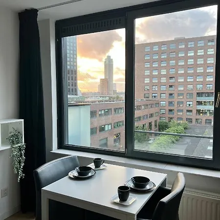 Hotel Bridge View Rotterdam