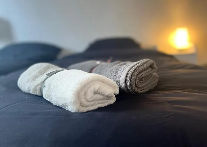 Отель Bridge View *